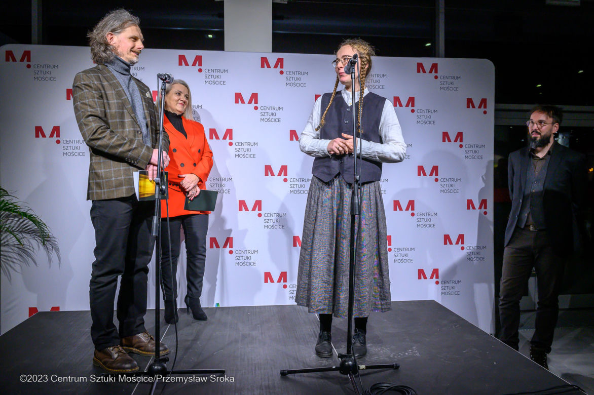 „Światło melancholii”. Wystawa fotografii Laury Makabresku w Centrum Sztuki Mościce