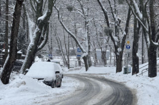 Niespodziewany powrót zimy ze śniegiem i mrozem