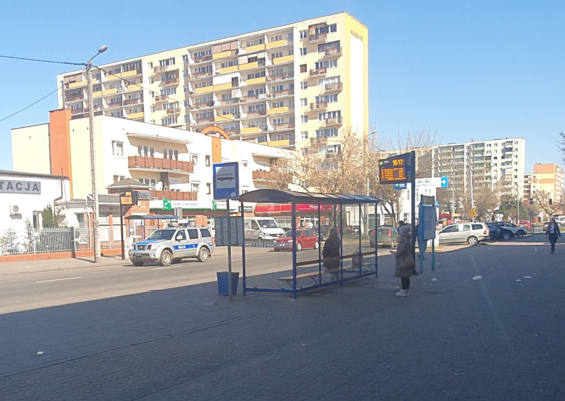 Policja jeździ po mieście z ważnym komunikatem dla mieszkańców!