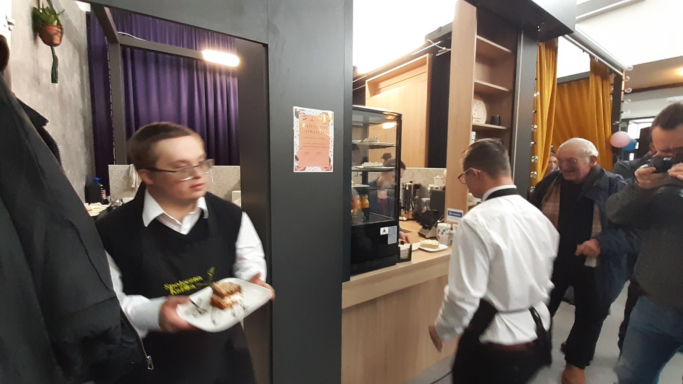Jedyna taka w Krakowie. Społeczna Kaffka wystartowała! Byliśmy na oficjalnym otwarciu [ZDJĘCIA]
