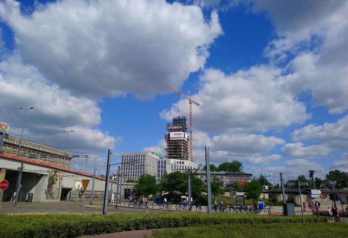 Szkieletor znika bezpowrotnie z panoramy Krakowa