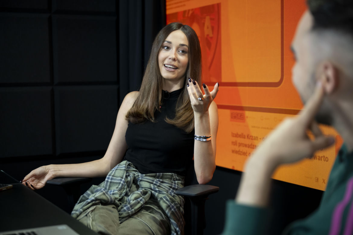 Izabella Krzan w "Gwiazdy przejmują ESKA.pl"