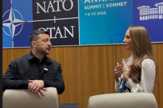 Nadia Długosz na szczycie NATO
