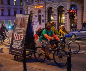 Rowerzyści i rolkarze razem! Referendalna Masa Krytyczna