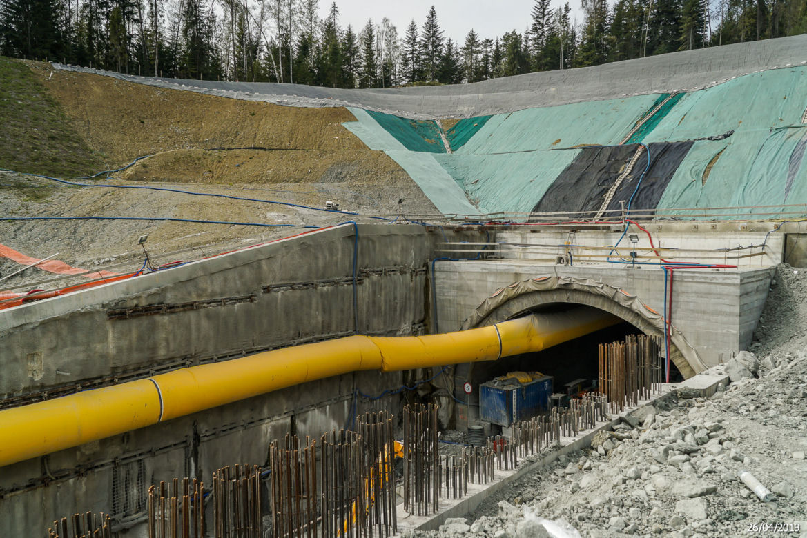 Tak powstaje najdłuższy tunel w Polsce. Będzie miał ponad 2 kilometry długości!