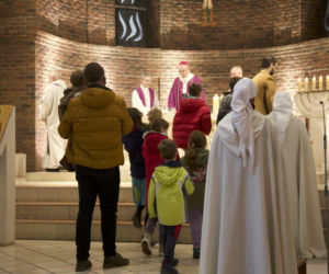 Spędzili 42 godziny na modlitwie w Warszawie. Powód może szokować