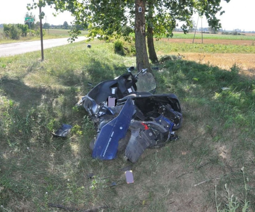Pijany wjechał skuterem do rowu