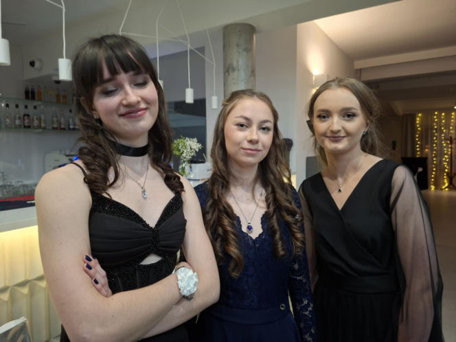 Studniówka 2026 maturzystów II LO w Starachowicach