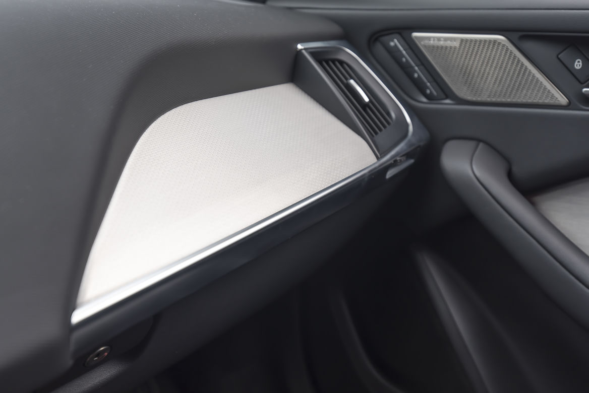 Jaguar I-Pace EV400 AWD HSE