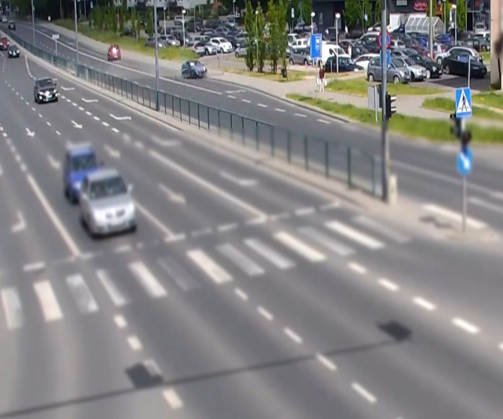 Olsztyn. Wjechał w barierkę i uciekł
