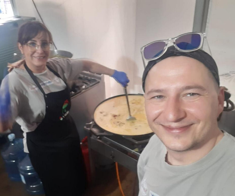 Kucharz o wielkim sercu. Najpierw karmił górników, teraz gotuje dla uchodźców
