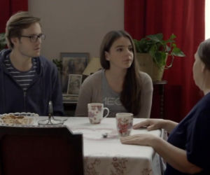 Dziewczyny ze Lwowa odc. 12. Olyia (Katarzyna Ucherska), Nowakowa (Marta Lipińska), Tomek (Adrian Zaremba)