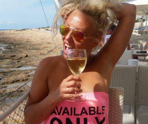 Monika Jarosińska na Ibizie