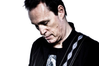 John Porter w Warszawie. Bezpłatny koncert pod chmurką