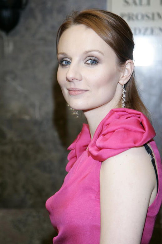 Ewelina Flinta zmieniła się nie do poznania. Jej metamorfoza sprawi, że upadniesz na kolana!