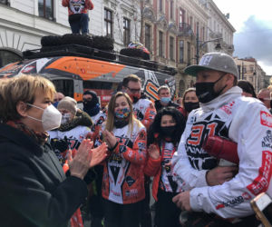 Maraton po życie. Zamiast na Dakar ruszyli na charytatywny maraton dla chorego dziecka 