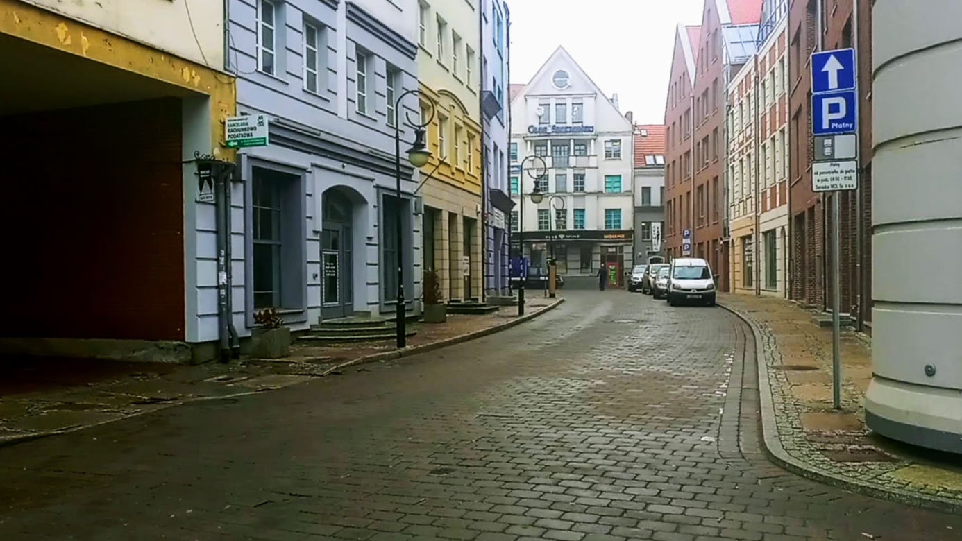 Podzamcze z płatnym parkowaniem