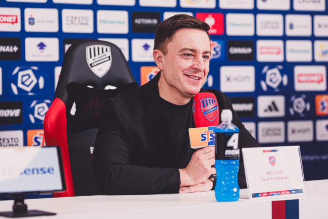 Świerczewski wbił potężną szpilę Legii Warszawa. Bez ogródek skomentował zamieszanie z Papszunem