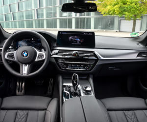 (2021) BMW 545e xDrive PHEV