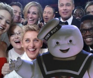 Oscarowe selfie MEMY