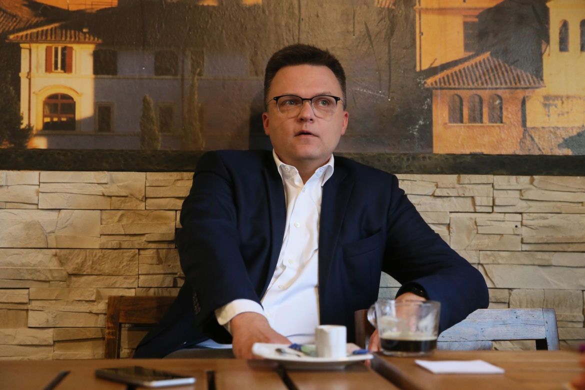 Tak się stroi Szymon Hołownia