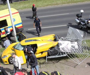 POZNAŃ. Samochód na Gran Turismo Polonia wjechał w tłum ludzi [FOTO]
