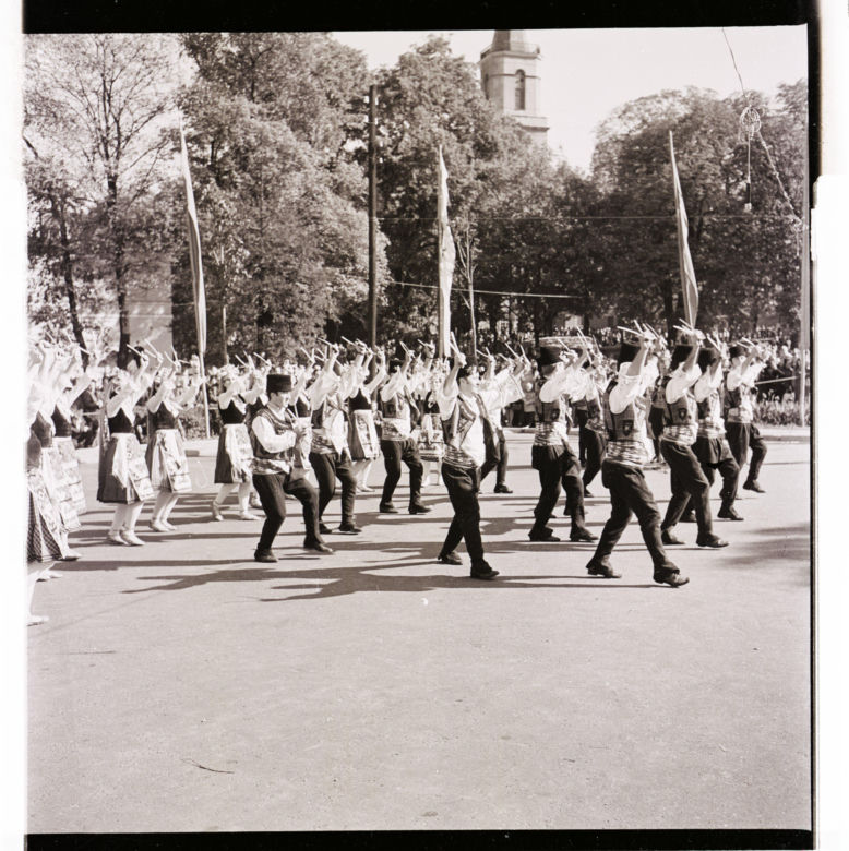 Winobranie w Zielonej Górze w latach 1963-1973. Oto jak bawiono się podczas największego Święta Wina w Polsce