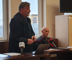 Związał księdza i zakleił mu usta. Zabił dla pieniędzy z kolędy. Tomasz J. Przed sądem