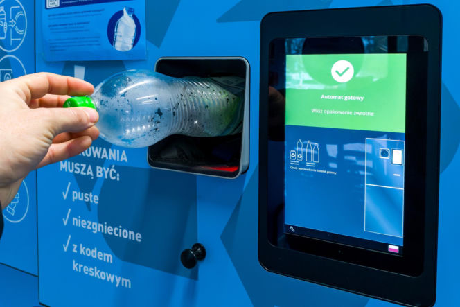 System kaucyjny w Polsce, oddajemy butelki w automatach