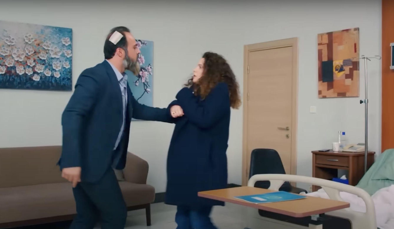 Porywacz Ragip znów zasadza się na Melis i Zeynep.