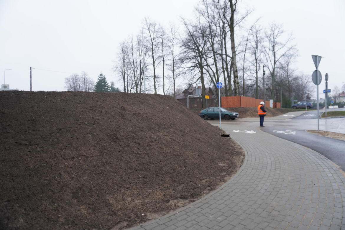 Wielkie otwarcie tunelu pod torami w Niewodnicy Kościelnej. Tak przebiegają prace w ramach Rail Baltica [ZDJĘCIA]