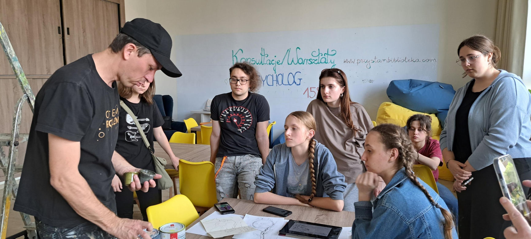 Mural w Pedagogicznej Bibliotece Wojewódzkiej w Nowym Sączu