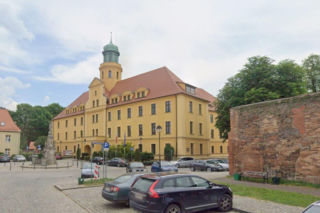 Myślisz, że to muzeum? Ten zamek w Polsce ma inną funkcję