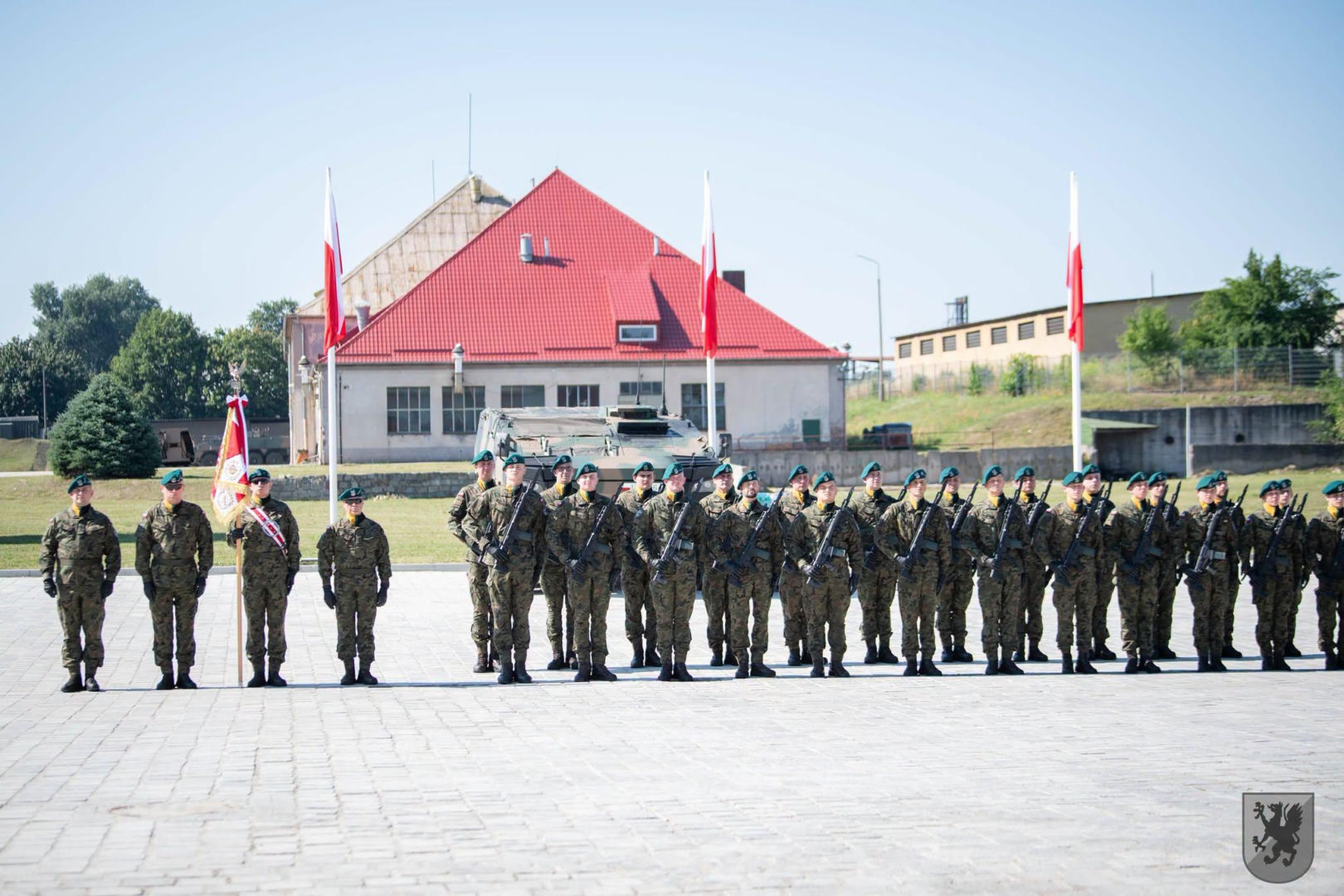 Nowa hala remontowa w Krośnie Odrzańskim otwarta. Zapewni serwis Leopardów i Rosomaków