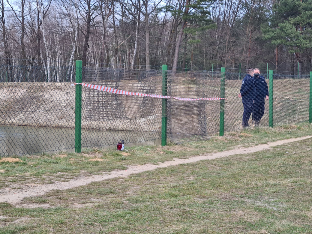Dąbrówki na Podkarpaciu. Ciało 17-latki znalezione w stawie!