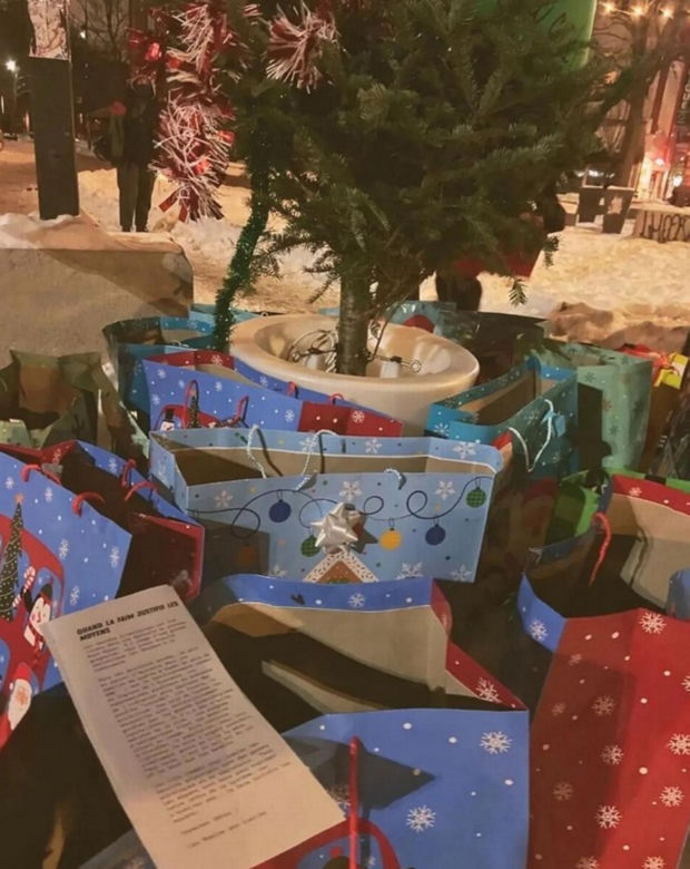 Święty Mikołaj i elfy okradły supermarket! Szokujące wideo
