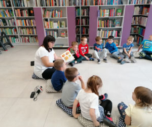 Głośne czytanie w filii numer 1 MBP