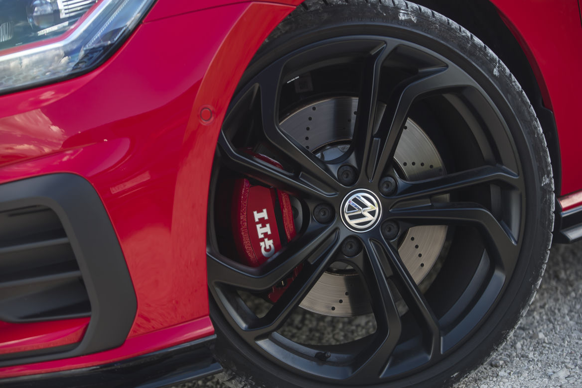 Volkswagen Golf GTI TCR 2.0 TSI 290 KM DSG7
