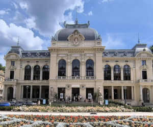 To tu kręcono film o Jamesie Bondzie. Słynne Casino Royale leży tuż za polską granicą