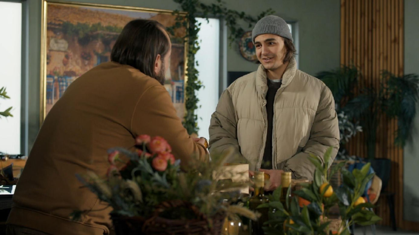 Barwy szczęścia, odcinek 3215. Borys (Jakub Wieczorek), Romeo (Jacek Tyszkiewicz)