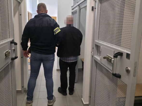 Szantażował rodziny chorych pacjentów. Zatrzymano dyrektora placówki medycznej
