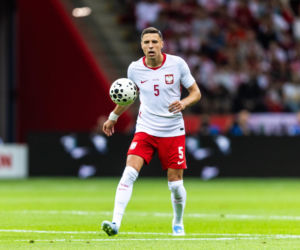 Bośnia - Polska: Potworny błąd Jana Bednarka! Rzut karny i gol dla Bośniaków