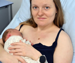 Pan Grzegorz to pierwszy położny w Polsce! Zdradza, jak oszukał system, by pomagać rodzącym kobietom