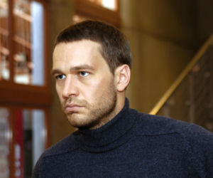 Michał Żebrowski od lat wciela się w Falkowicza w Na dobre i na złe. Już na początku kariery aktorskiej był bożyszczem kobiet [GALERIA]