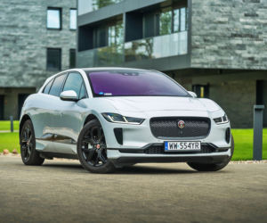 Jaguar I-Pace EV400 AWD SE