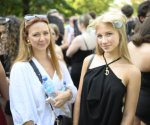 Drugi koncert The Weeknd w Warszawie. Najwierniejsi fani nie przestraszyli się morderczego upału. Znajdź się na zdjęciach