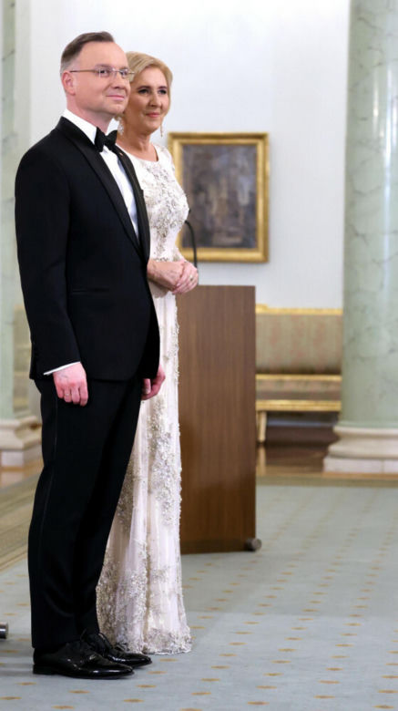 Agata Duda w balowych sukniach