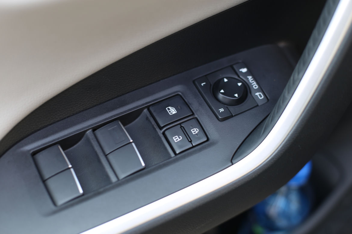 Toyota RAV4 2.5 Hybrid Dynamic Force 222 KM AWD-i e-CVT