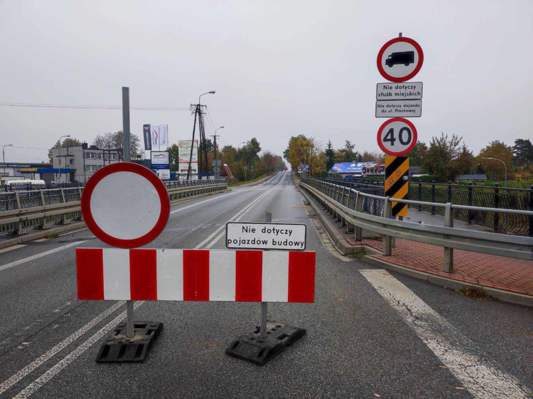 W czasie prac prowadzonych w rejonie ulic Piłsudskiego, Wojska Polskiego, Szkolnej i Warszawskiej kierowcy muszą korzystać z objazdu