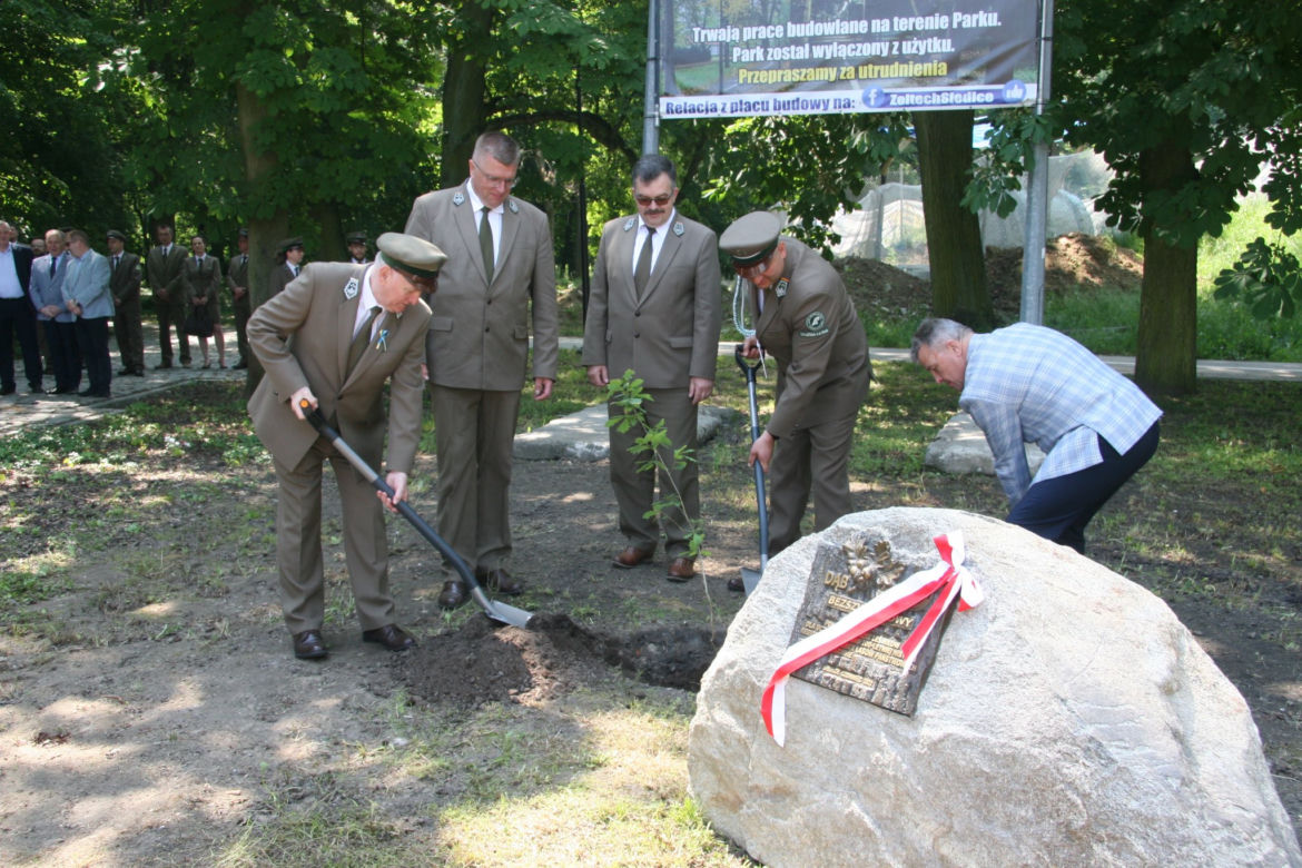 Dbają o lasy od 100 lat. Zobacz zdjęcia z jubileuszu siedleckich leśników
